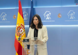 Pepa Millán, porte-parole de Vox au Congrès des députés, lors de sa conférence de presse du 1er septembre 2026 à Madrid.